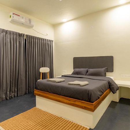 Tropicopia Hotel Мисор Екстериор снимка